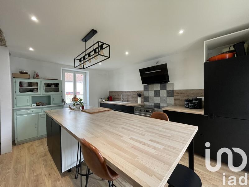 Maison - 140 m² - 5 pièces