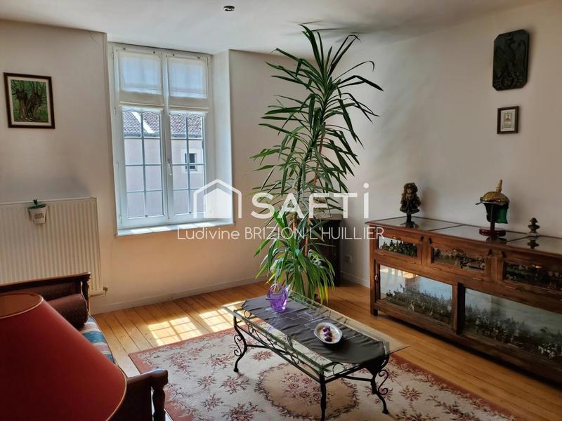 Maison - 179 m² - 6 pièces