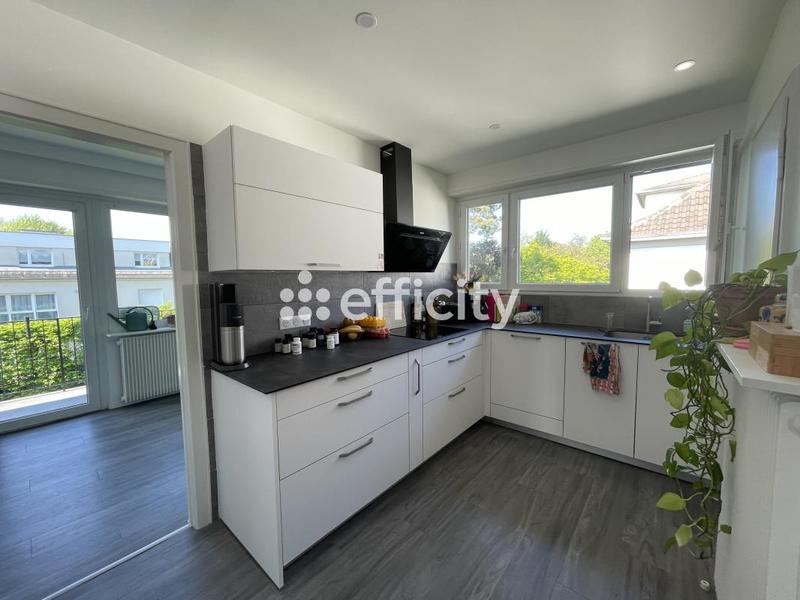 Immeuble - 260 m² - 8 pièces