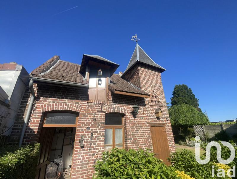 Maison - 180 m² - 11 pièces