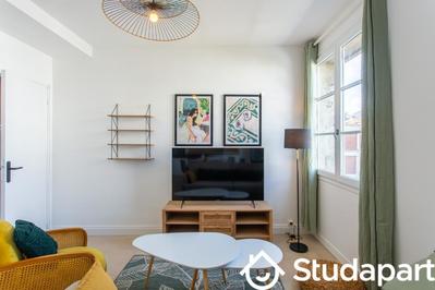 Chambre - 105 m² - 1 pièce