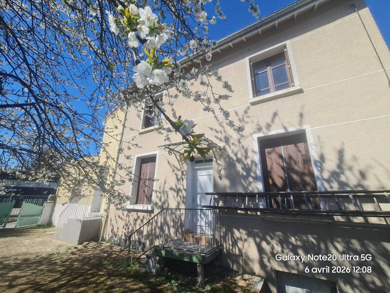 Maison - 180 m² - 6 pièces