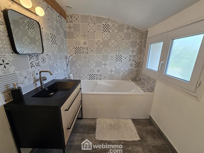 Maison - 161 m² - 5 pièces