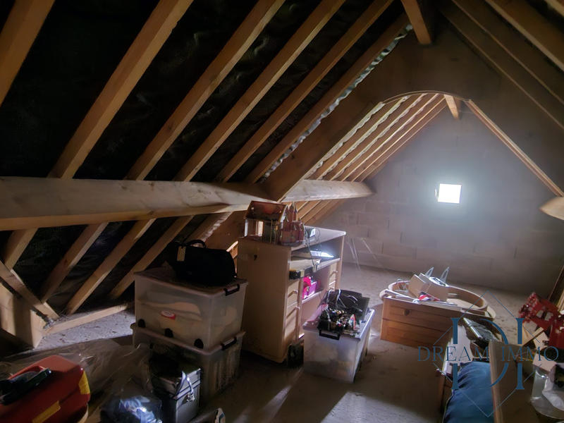 Maison traditionnelle - 120 m² - 6 pièces