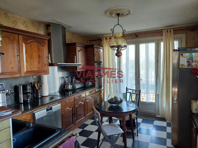 Maison - 138 m² - 6 pièces