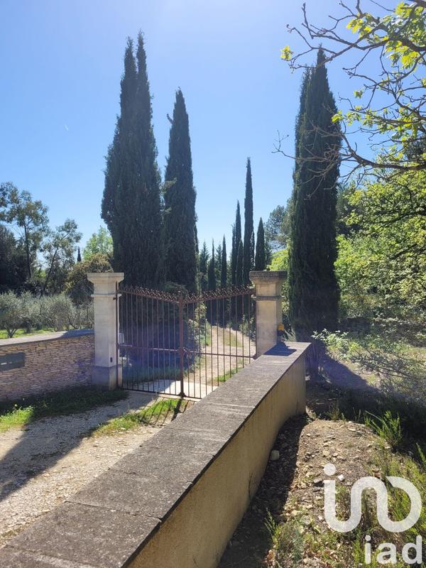 Maison - 445 m² - 15 pièces