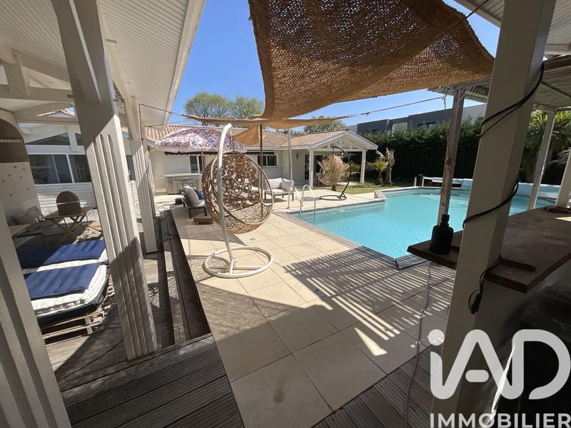 Maison - 140 m² - 5 pièces