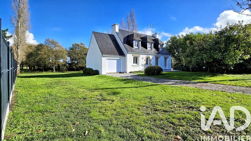 Maison - 123 m² - 8 pièces