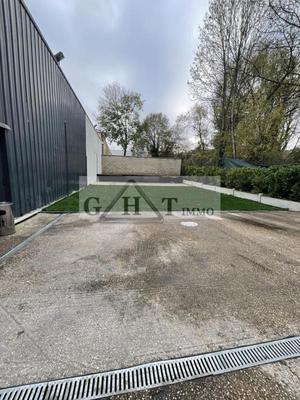 Local commercial - 980 m²