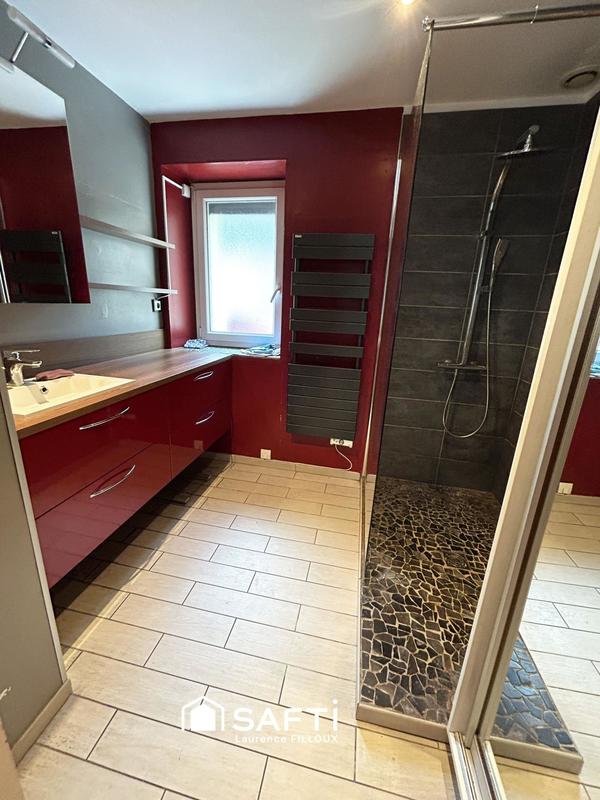 Maison - 90 m² - 7 pièces