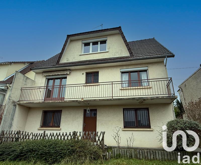 Maison - 94 m² - 5 pièces