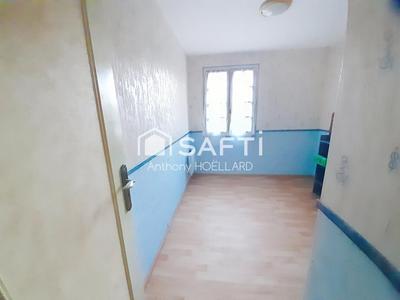 Maison - 99 m² - 5 pièces