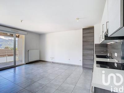 Appartement - 81 m² - 4 pièces