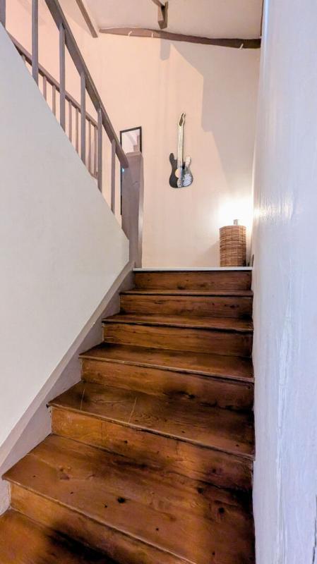 Maison - 161 m² - 11 pièces