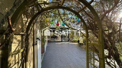 Villa - 170 m² - 8 pièces