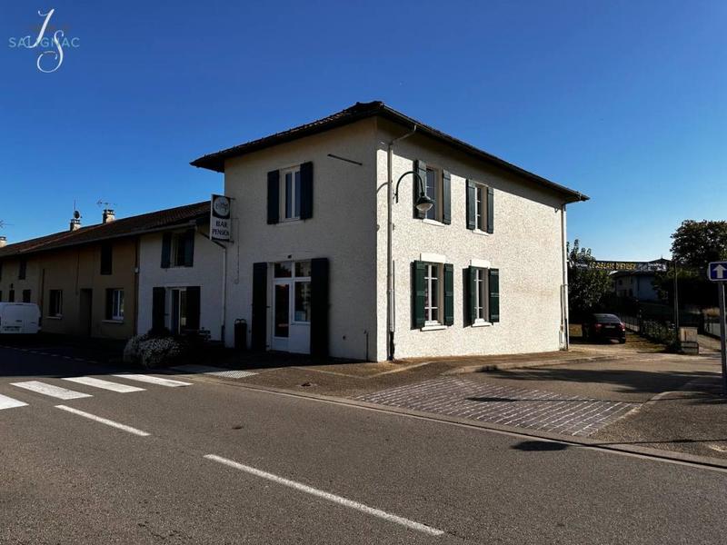 Local commercial - 234 m²