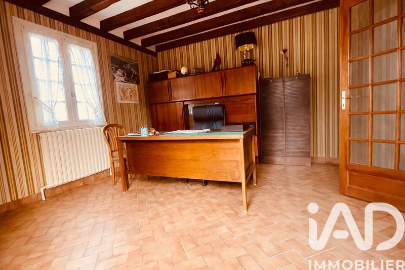 Maison - 200 m² - 8 pièces