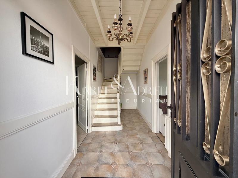 Maison - 140 m² - 6 pièces