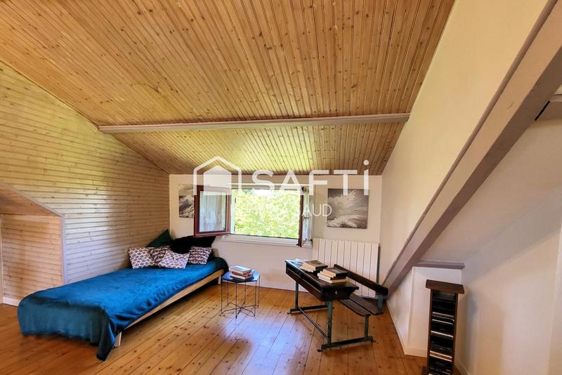 Maison - 211 m² - 8 pièces