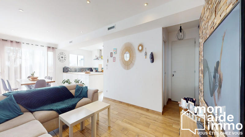 Maison - 104 m² - 5 pièces