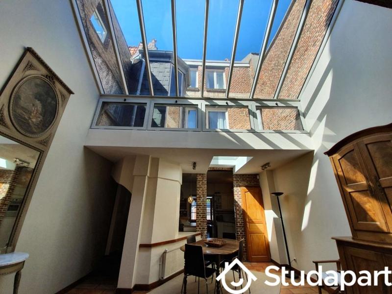 Maison - 170 m² - 8 pièces