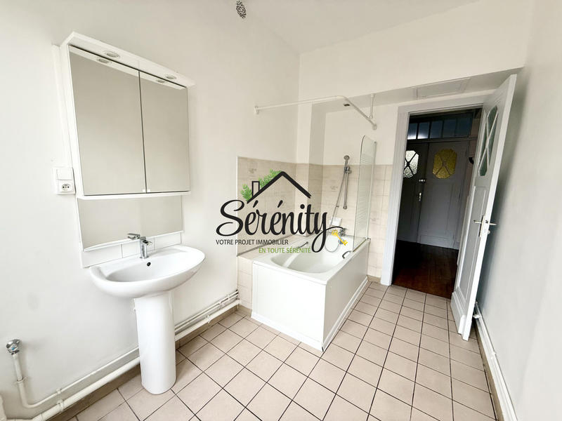 Appartement - 95 m² - 4 pièces