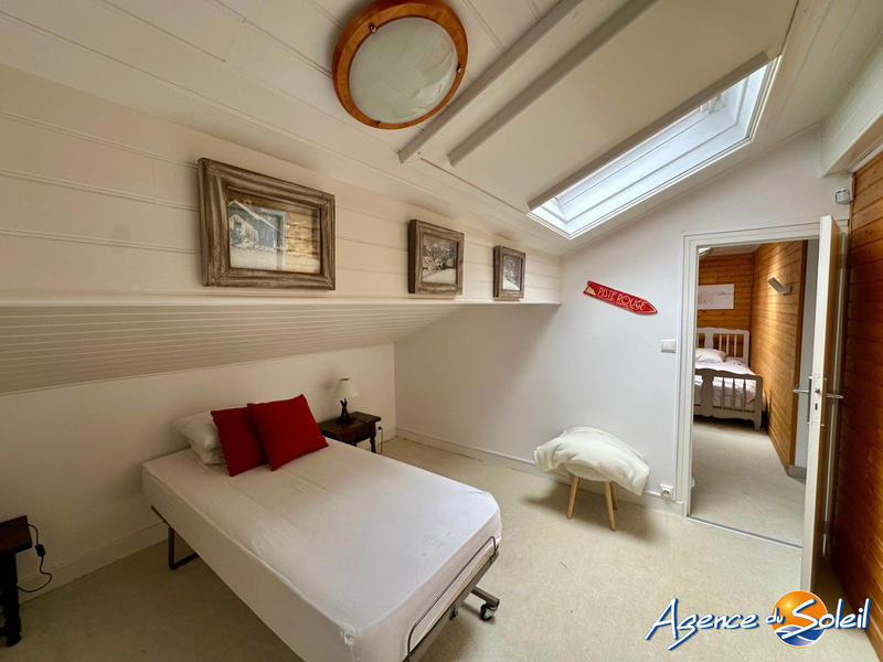 Châlet - 307 m² - 12 pièces