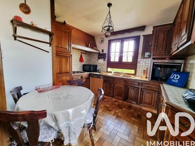 Maison - 93 m² - 5 pièces