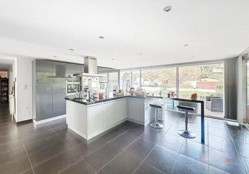 Villa - 320 m² - 7 pièces