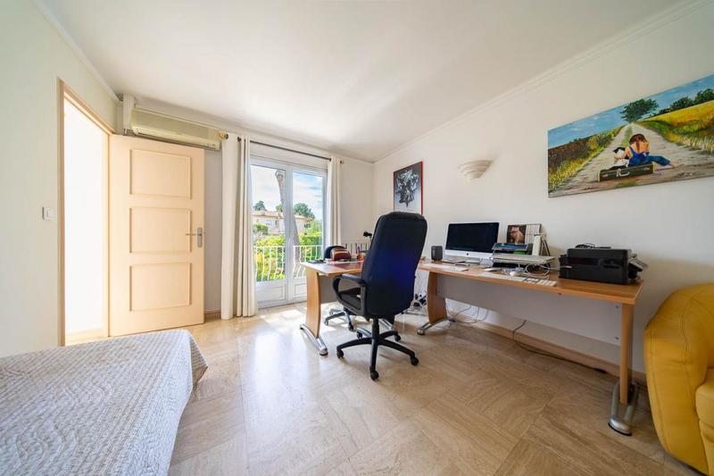 Maison de ville - 122 m² - 5 pièces