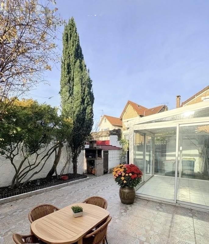 Maison - 110 m² - 5 pièces