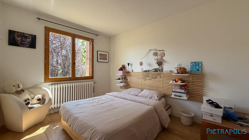 Villa - 310 m² - 9 pièces