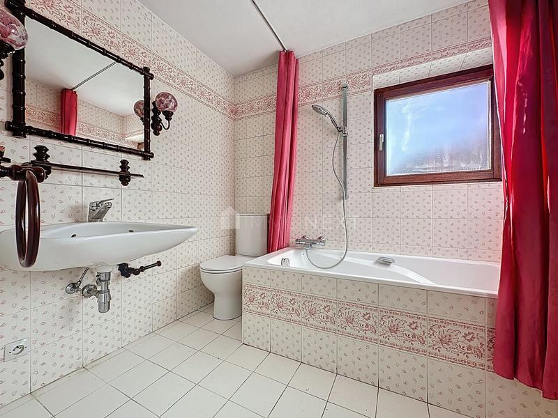 Maison - 191 m² - 9 pièces