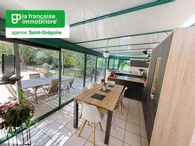 Maison - 240 m² - 10 pièces