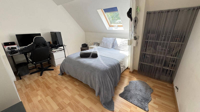 Maison - 146 m² - 7 pièces