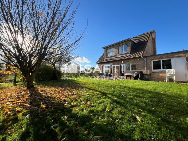 Maison - 110 m² - 4 pièces