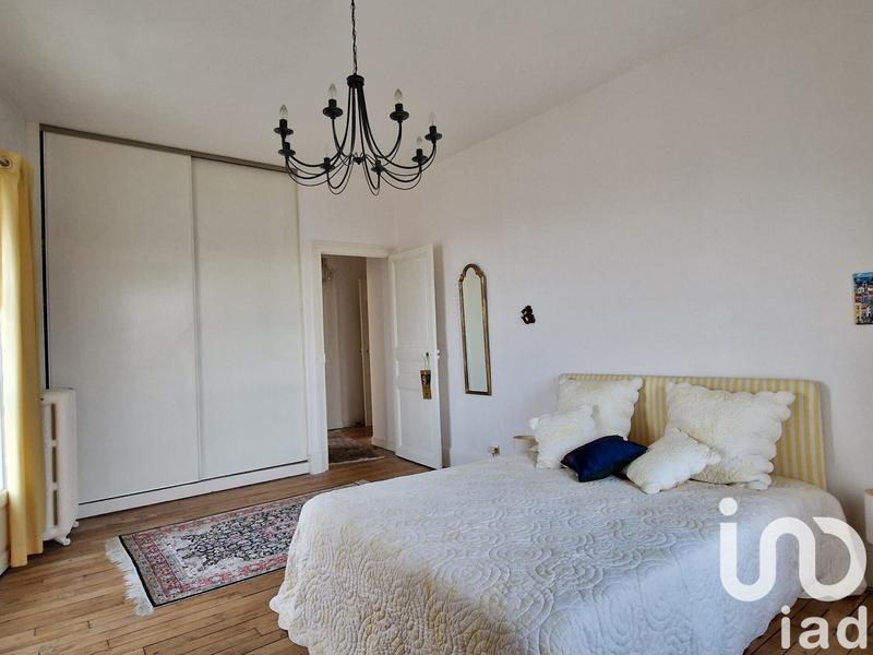 Appartement - 186 m² - 6 pièces