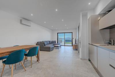 Appartement - 85 m² - 3 pièces