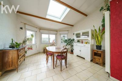 Maison - 148 m² - 6 pièces