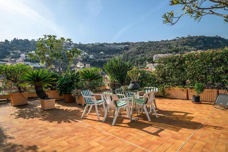 Appartement - 135 m² - 6 pièces