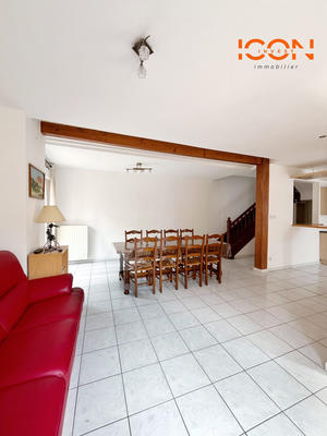 Maison - 102 m² - 4 pièces