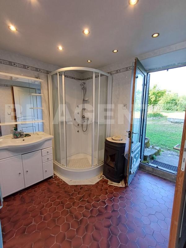 Propriété - 76 m² - 3 pièces