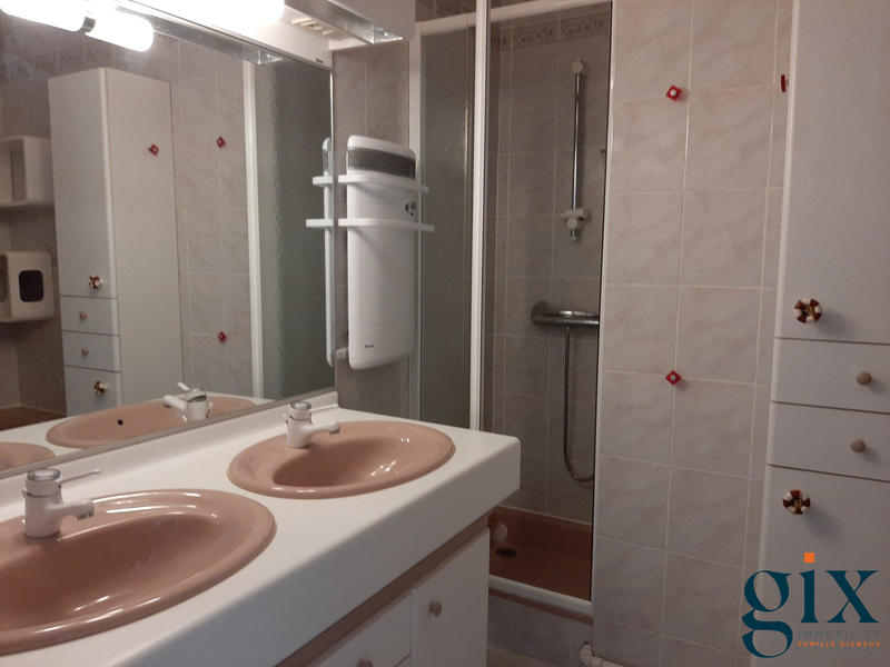 Appartement - 81 m² - 4 pièces