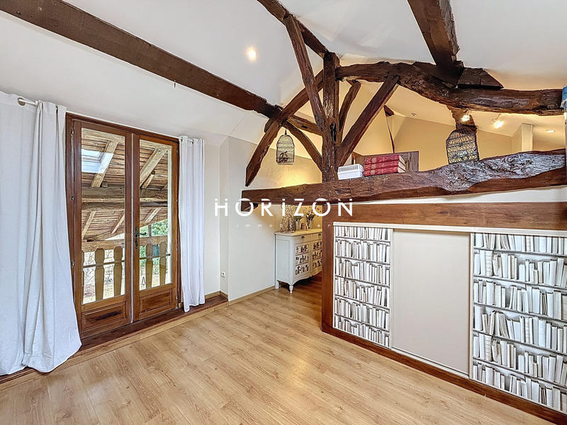 Maison ancienne - 170 m² - 7 pièces