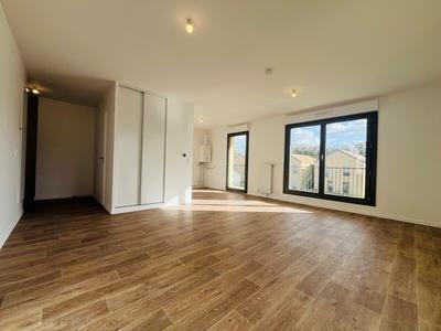 Appartement - 81 m² - 4 pièces