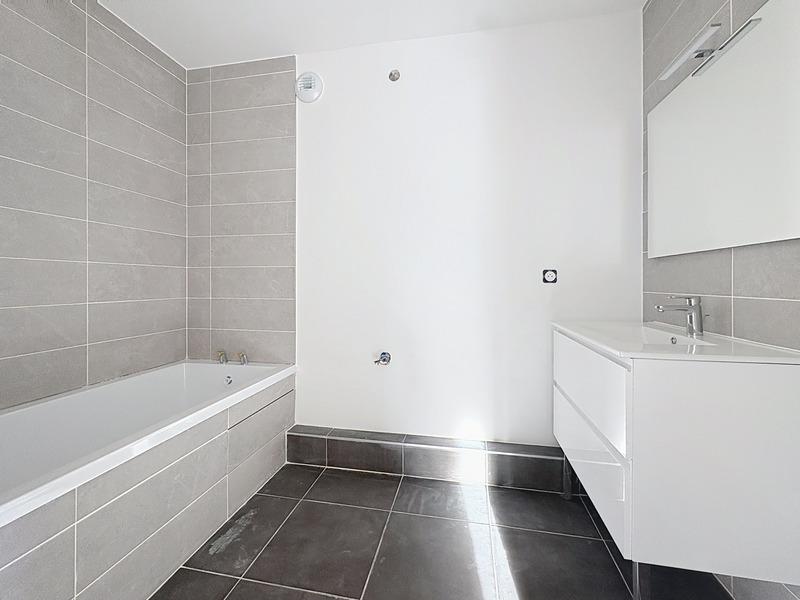 Appartement - 112 m² - 5 pièces