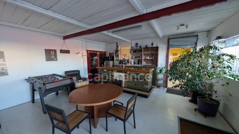 Fonds de commerce - 440 m²