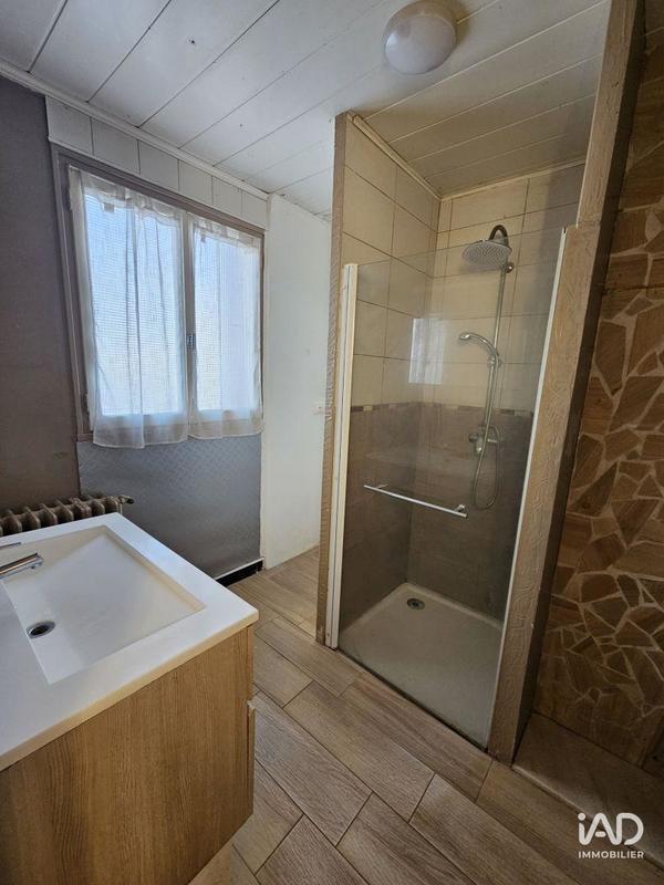 Maison - 93 m² - 4 pièces