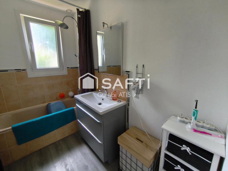 Maison - 97 m² - 5 pièces