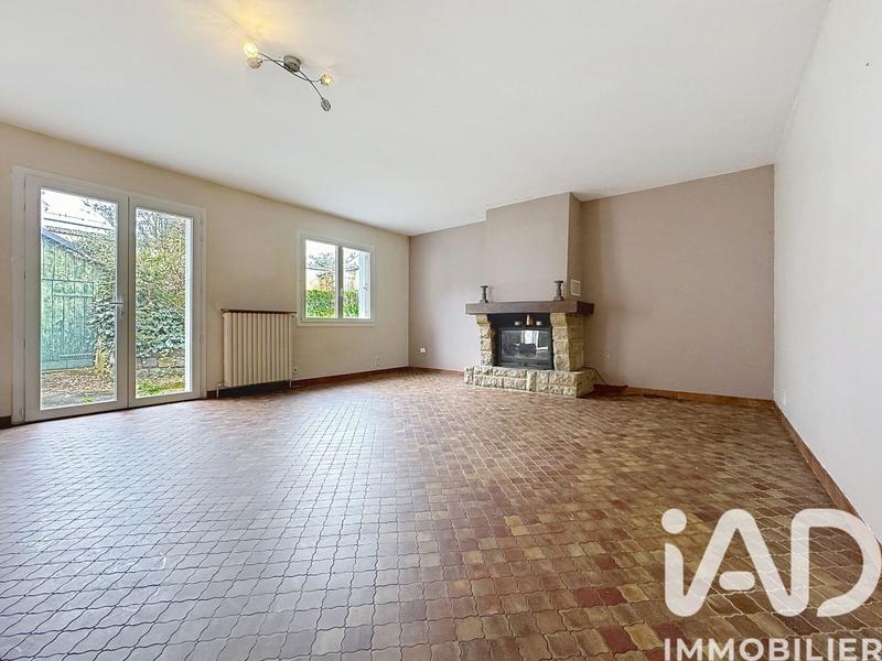 Maison - 240 m² - 7 pièces